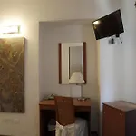 Al Viale Hotel