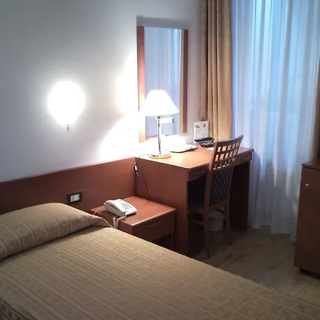 Al Viale Szálloda 3*