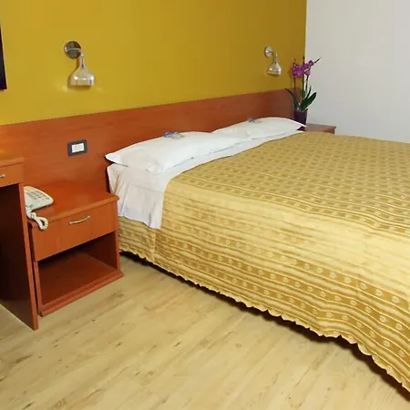 Al Viale Szálloda Trieszt