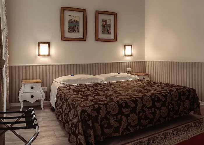 Al Viale Hotel Triest