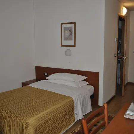 Otel Al Viale Trieste